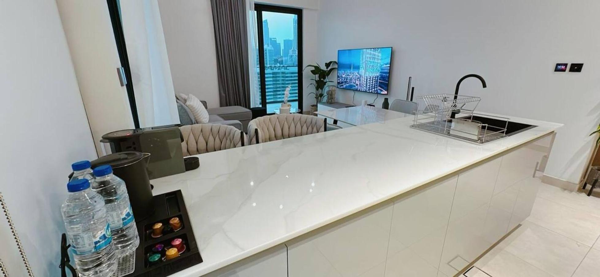 Premium 2br Burj Khalifa View Pool Access Dubai